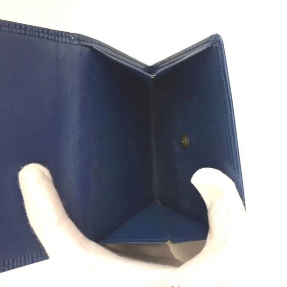 Authentic Louis Vuitton Epi Porte Credit Leather Trifold Wallet /1F8049. MI0984. - Picture 7 of 8